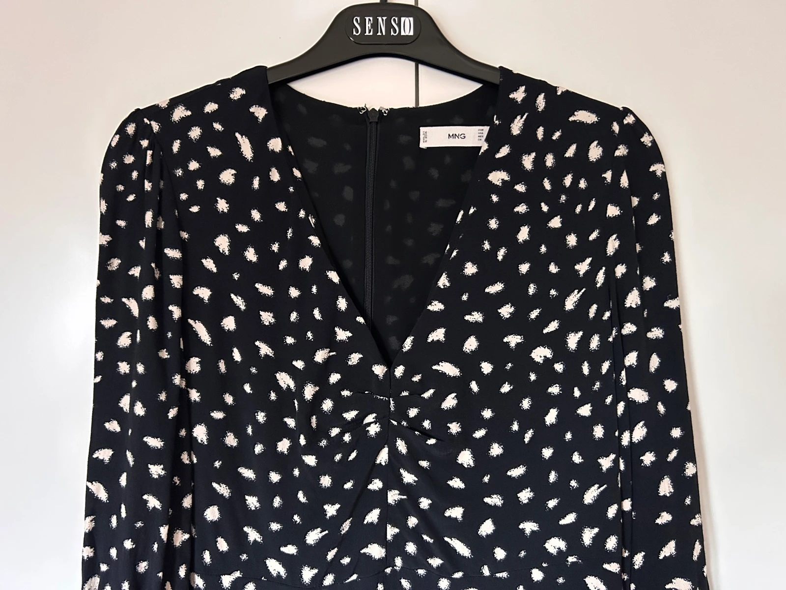 Vestido curto preto e branco Mango – photo 2